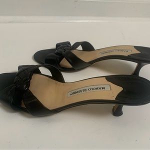Manolo Blahnik black knot sandal 9